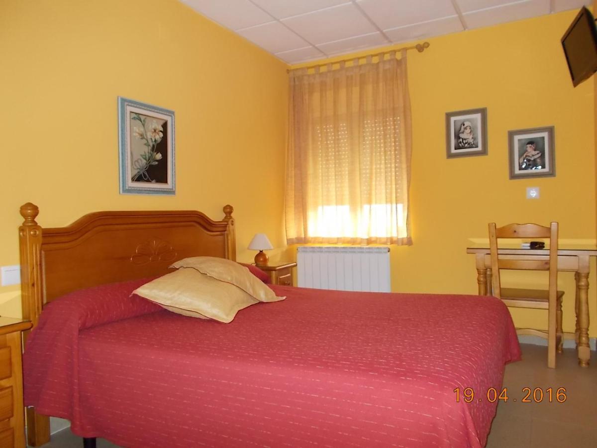 Hostal Mirador De Avila Hotel Екстериор снимка