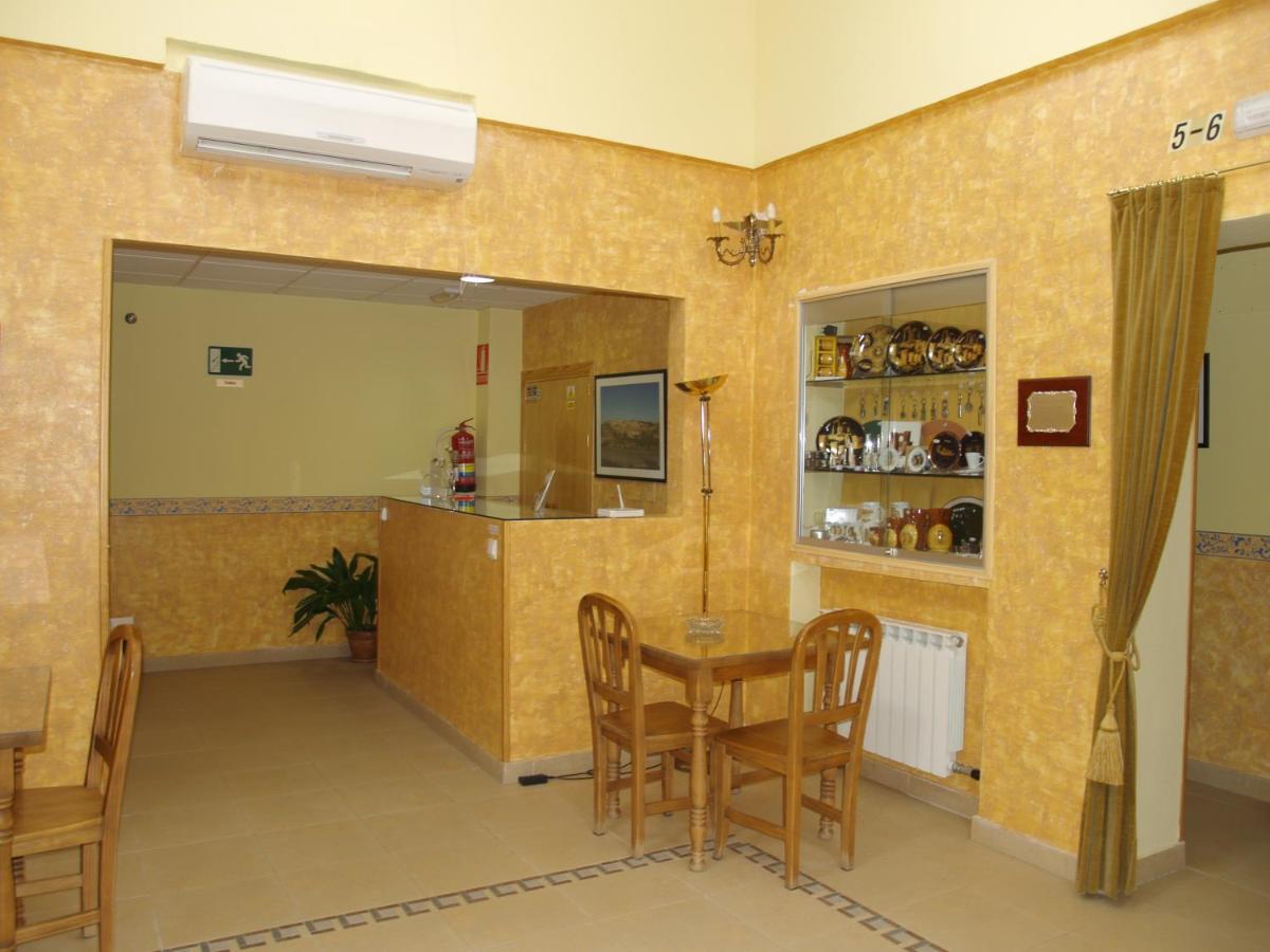 Hostal Mirador De Avila Hotel Екстериор снимка