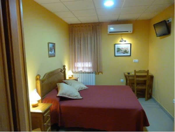 Hostal Mirador De Ávila Екстериор снимка